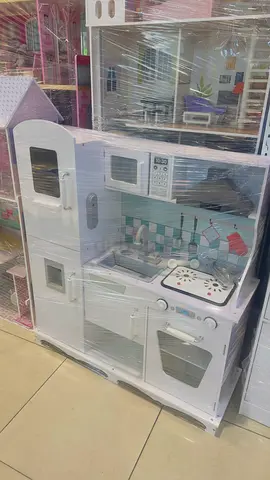 White Wooden Pretend Play Kitchen Set with Fridge, Oven and Microwave