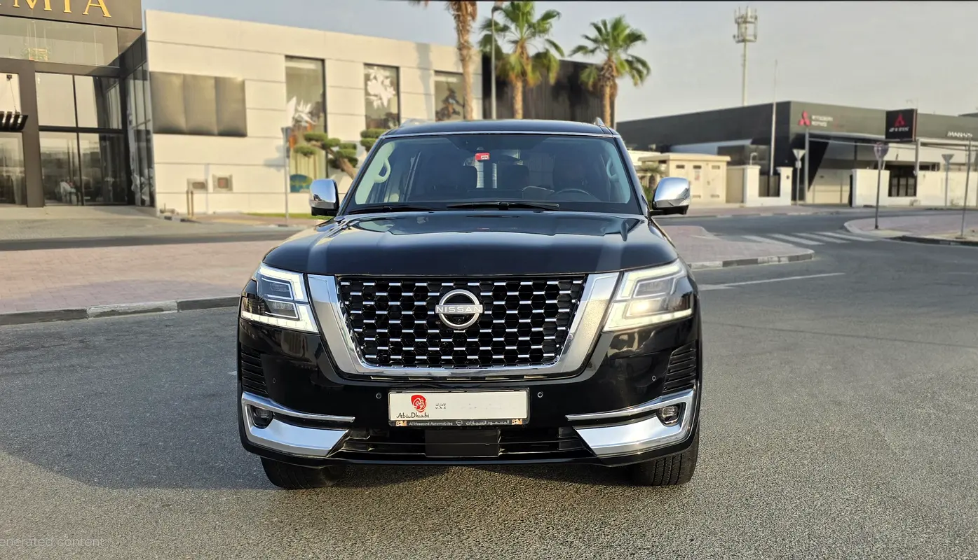 Nissan Patrol 2023 — photo 1 of 12