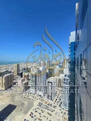 شقة للإيجار في الخان الشارقة | 3 غرف وصالة + خادمة | إطلالة بحرية مباشرة | باركن وجيم ومسبح مجاني