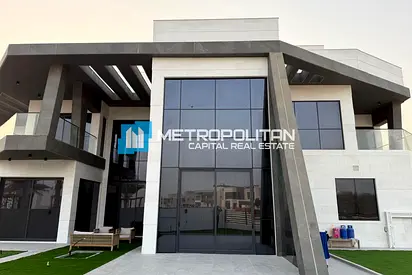 Single Row | Negotiable |2 Majlis |Outside Kitchen