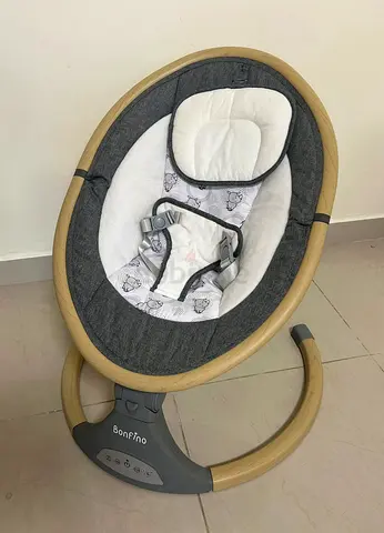 Bonfino Smart Sway Electric Rocker With Toybar