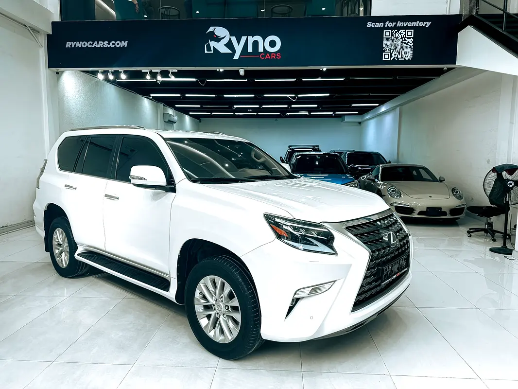 Lexus GX-Series 2021 — photo 1 of 17