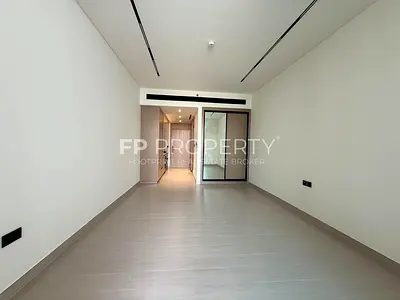 CHILLER FREE | SPACIOUS | READY TO MOVE IN