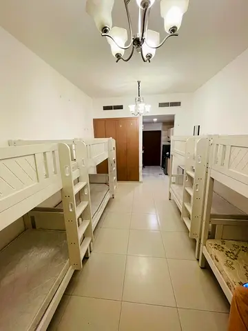 Bed space available in al khail hights