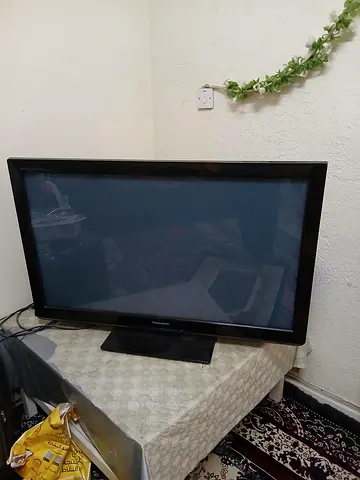 Flat Panel PANASONIC Television for Sale, size and model are not confirmed,