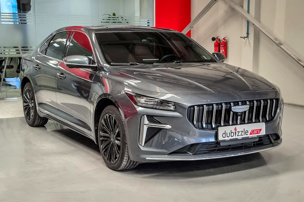 Geely Preface 2025 — photo 1 of 17