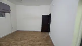 Room available for family. Near boling center.