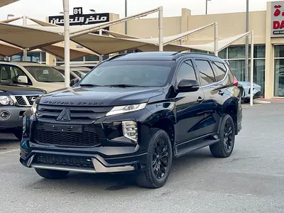 2023 Mitsubishi Montero Sport Signature Edition Black - GCC Specs
