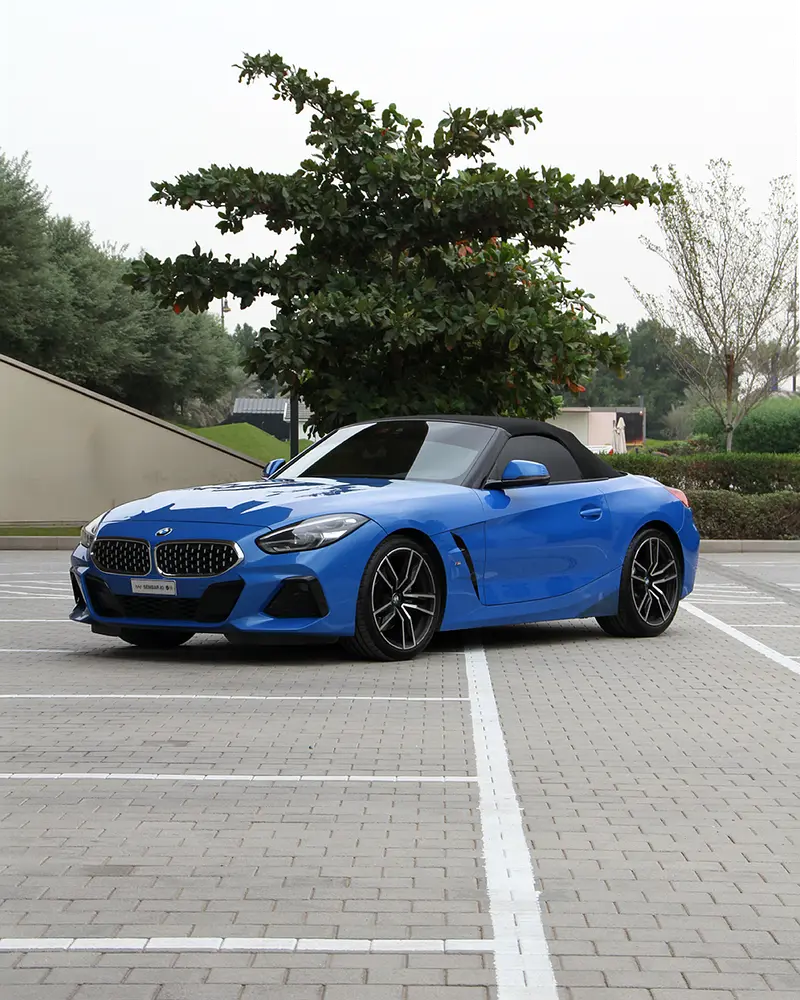 BMW Z4 2021 — photo 1 of 5