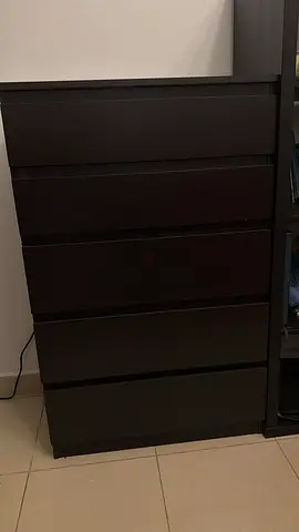 Dark brown 5-drawer chest of drawers - IKEA- Good condition