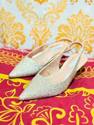 Urgent Sale!! Elle womens embellished kitten heel slingback shoes from Centrepoint