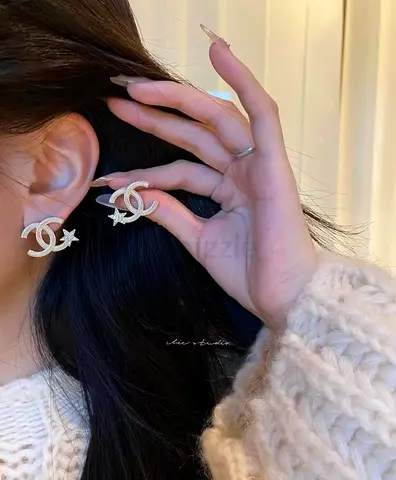 Earings