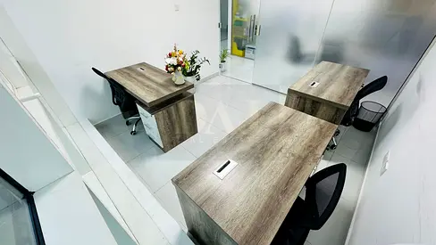 Fully Fitted Office | Free Utilities | Bank Account Assistance |