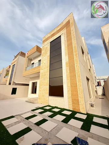 Villa for rent in Al Helio 2, Ajman. 5 master bedrooms, majlis, living room, maid's room, and storage.