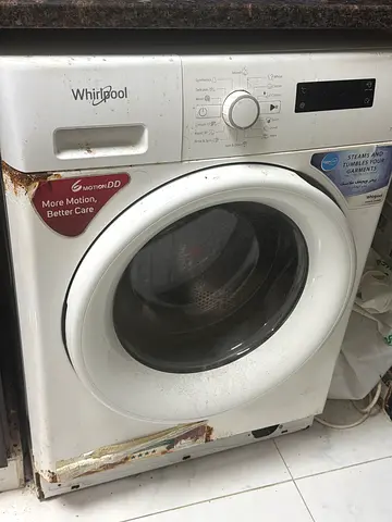 Whirlpool front-load washing machine - used, selling as-is only F11 error while start