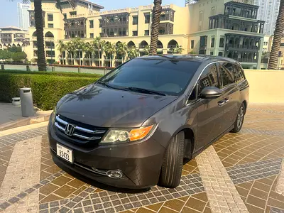 Cleanest Honda odessy touring  single owner !