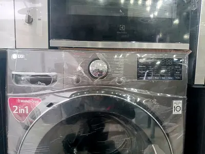 Selling my LG 2-in-1 front-load washer dryer — good working condition