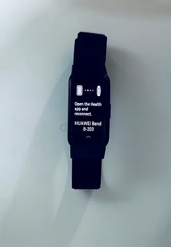 HUAWEI Band 8 Fitness Watch -Ultra Thin Smart Band design with Up to 2 Weeks Battery Life