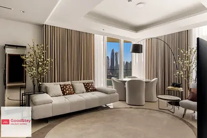 Stylish 2BR Beachfront Pool&Gym Access