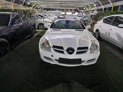 Mercedes-Benz SLK 200, 2010, GCC Specs