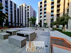 Closed Kitchen●Garden View from Windows