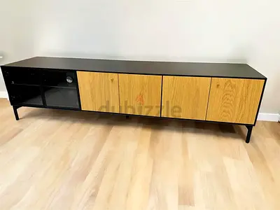 TV unit Depth: 42.1 cm Height: 45.1 cm Width: 181.4 cm
