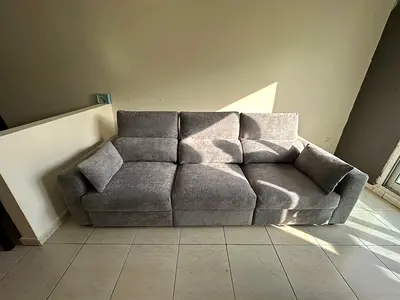 Contemporary Sofa Bed – Ready for Use Modern look with clean lines and soft upholstery. Quick trans