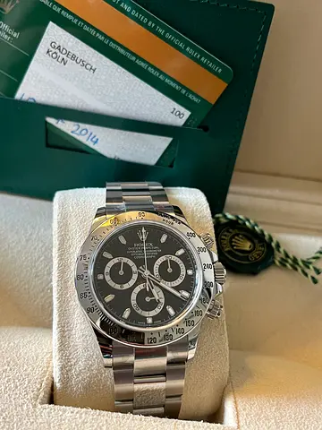 Rolex 116520 2014 full set full links stickers on back case and bracelet like new.