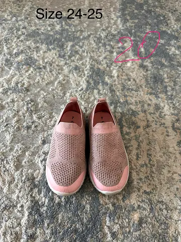 George sneakers size 24-25