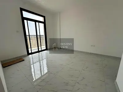 Spacious 1BHK 🏠 | 2 Balconies 🌇 | 2 Washrooms 🚿 | 890 sqft 📐 | Tilal City 📍 | AED 45K 💰Beautiful and spacious 1BHK apartment available for rent in Tilal City 📍. Perfect for families 👨‍👩‍👧‍👦 or profess