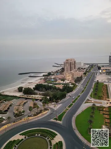 لراغبي الفخامة والتميز شقة فاخرة للايجار الشهري غرفة وصالة باطلالة بحرية مفروشة بالكامل باثاث راق جدا مع مطبخ مجهز بالكامل بأحدث الاجهزة ✨