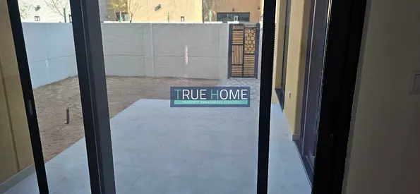 Own a 4-Bedroom Townhouse in Rahmaniyah – Umm Fannin – Prime Location, Modern Design!