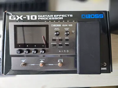 BOSS GX-10 Guitar Effects Processor