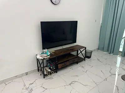 Oasis Towers: 2BHK Full Sea View. 50k (4 checks). 2 Balconies, 3 Baths, Fitted Wardrobes. Free Gym, Pool & Parking. Central AC & Free Maintenance. Pri