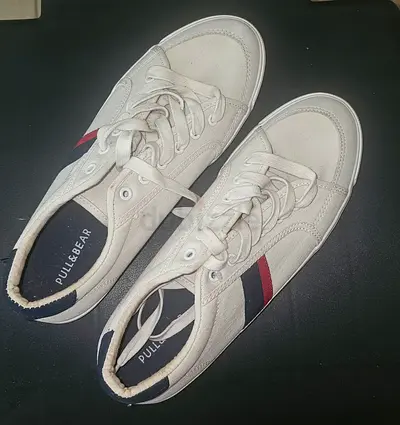 PULLBEAR Casual White Sneakers