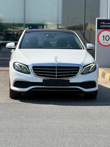 Mercedes-Benz E-Class E 300 2016 - Korean Specs - Excellent Condition
