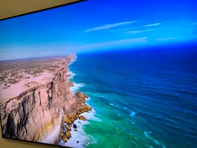 Samsung 75 Inch QLED TV 4K 120htz