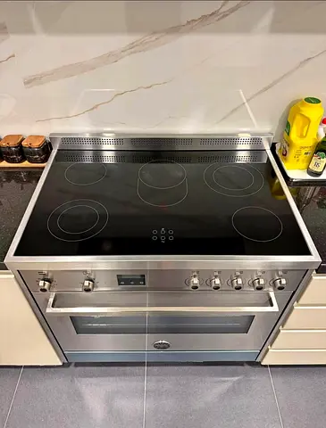 Beratzzoni electric ceramic cooker 90cm