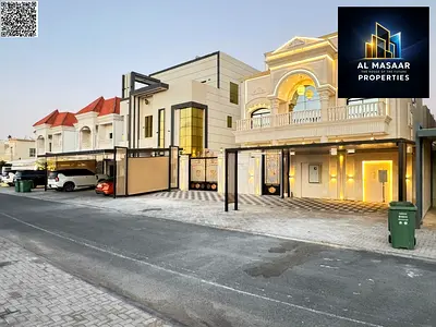 Luxury villa with elevator, price includes registration, ownership fees, electricity, water, and air conditioning. Located on the main street, ready t