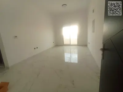 شقة غرفة وصالة مع بلكونة و2 حمام وتكييف مركزي للإيجار – 35,000 درهم