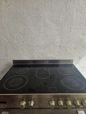 Midea 5 cooking zone electric ceramic cooking range