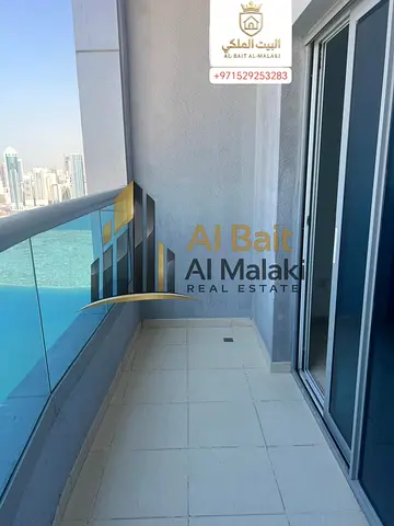 غرفة وصالة في التعاون مع باركن فري واطلالة مفتوحه بحريه
بالكون
مساحه واسعه وجميله جدا
غرفة غسيل
عدد الحمامات 2
على أربع دفعات او 6دفعات بعد موافقة المالك