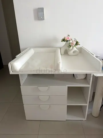 Changing table
