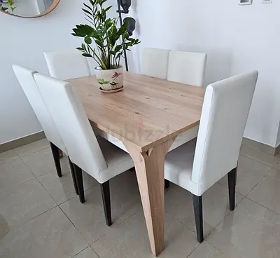 Modern Wooden and White Dining Table with Six Chairs
