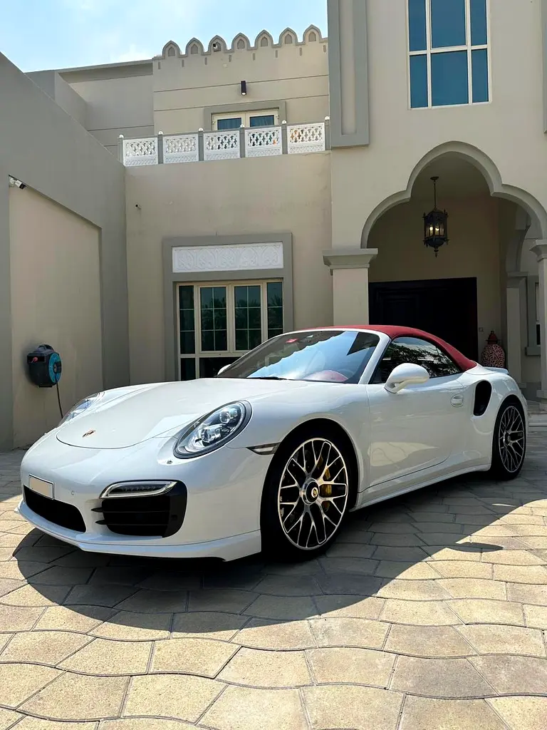 Porsche 911 2016 — photo 1 of 9