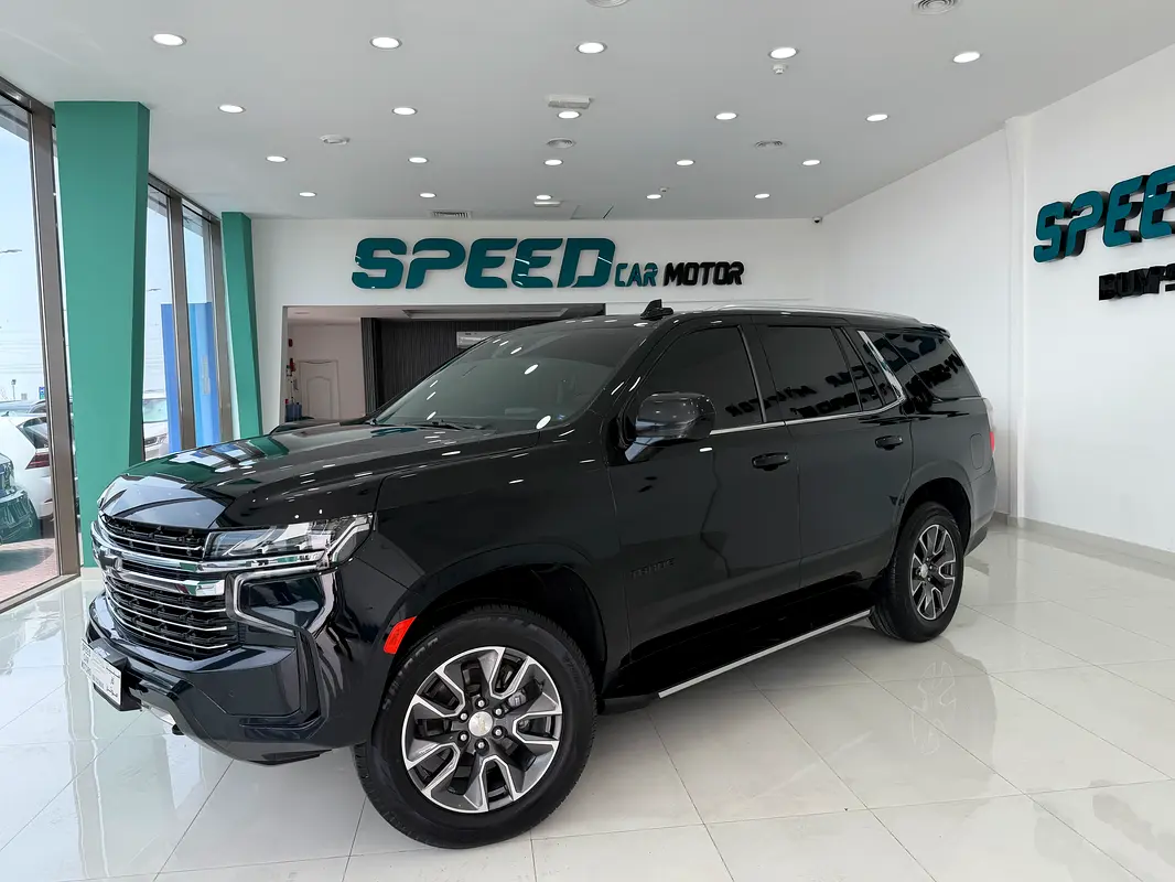 Chevrolet Tahoe 2023 — photo 1 of 13