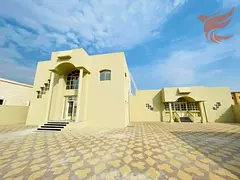 villa 4bhk for rent 3bathroom for famly or staff in mairid rak