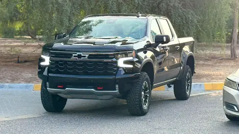 2024 Chevrolet Silverado ZR2 - GCC Specs - UNDER WARRANTY