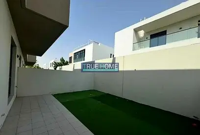 Modern 3BR Townhouse | Nasma Residences