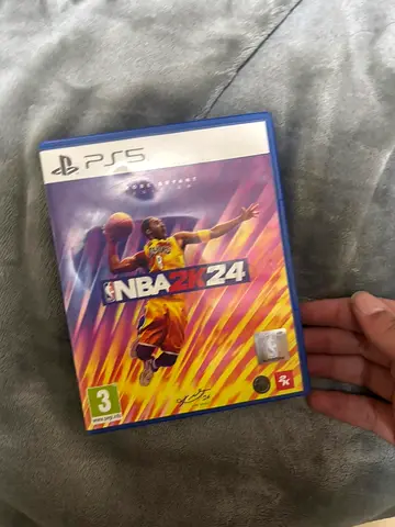 NBA 2K24 (PS5) - Used copy, good condition